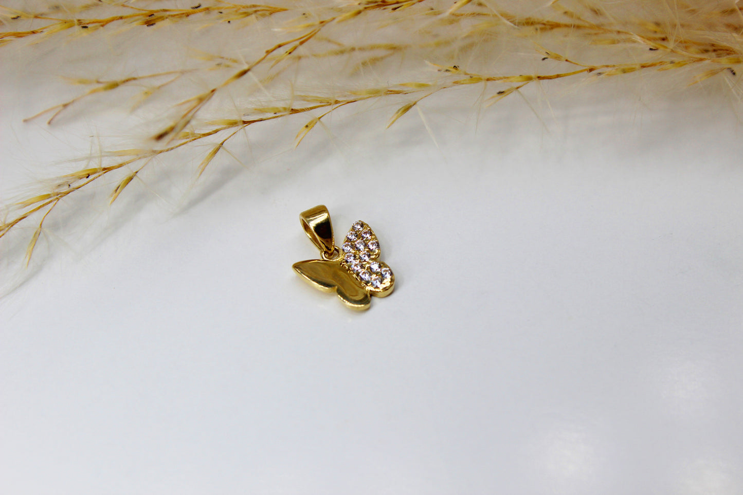 Schmetterling Gold-Anhänger aus 585 Gelbgold verziert mit Zirkonia Steinen -