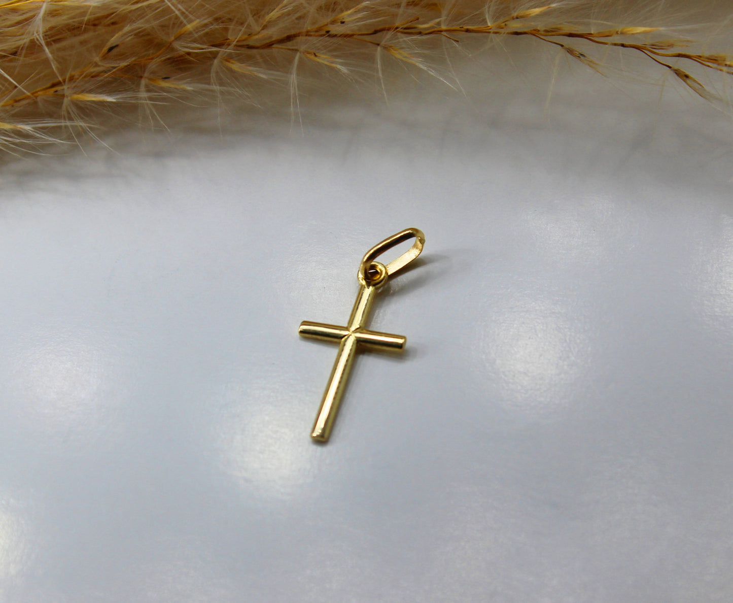 Schlichter 14K Kreuz Anhänger in 585 Gelbgold - Kette im Panzer-Stil