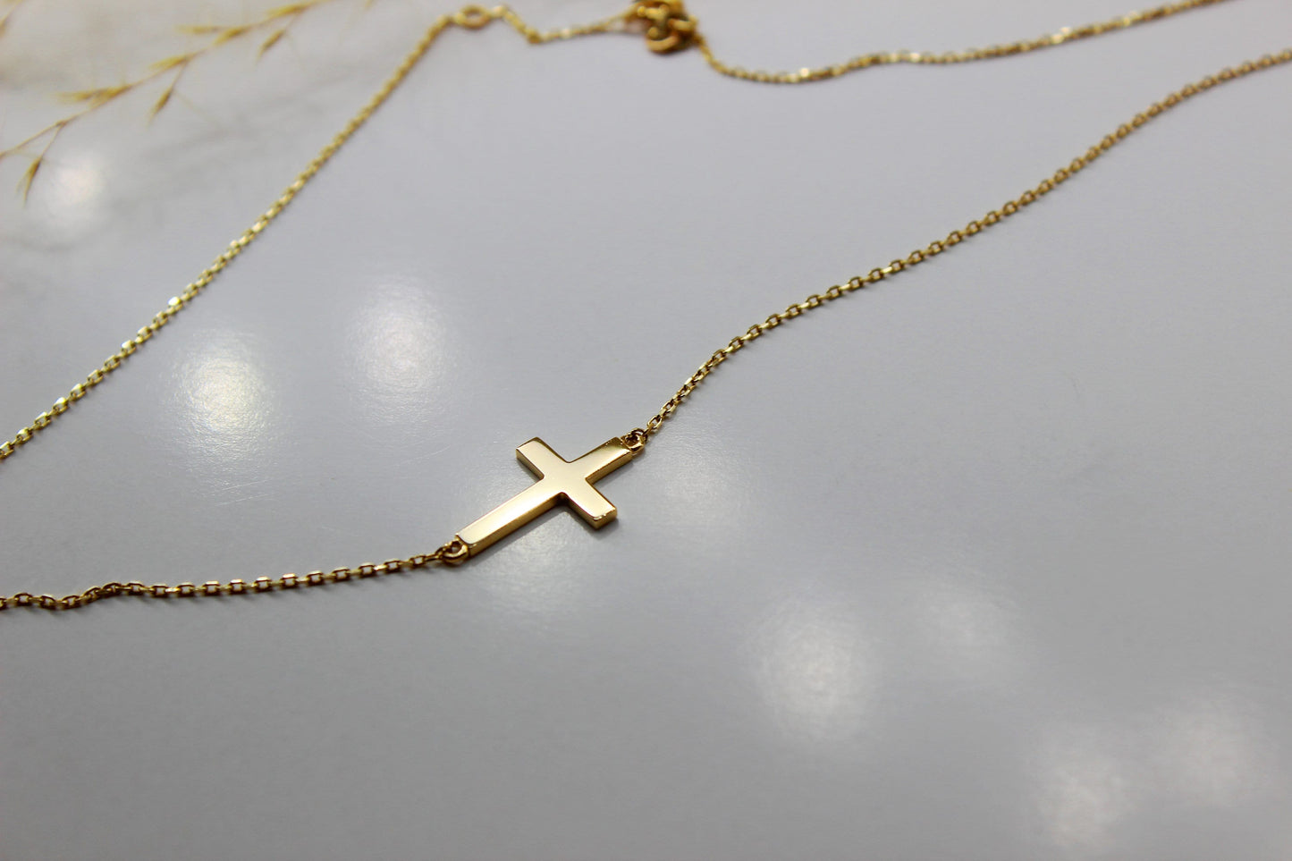 Schlichte 14K Gold Ankerkette mit Kreuz aus 585 Gelbgold, Weissgold oder Rotgold