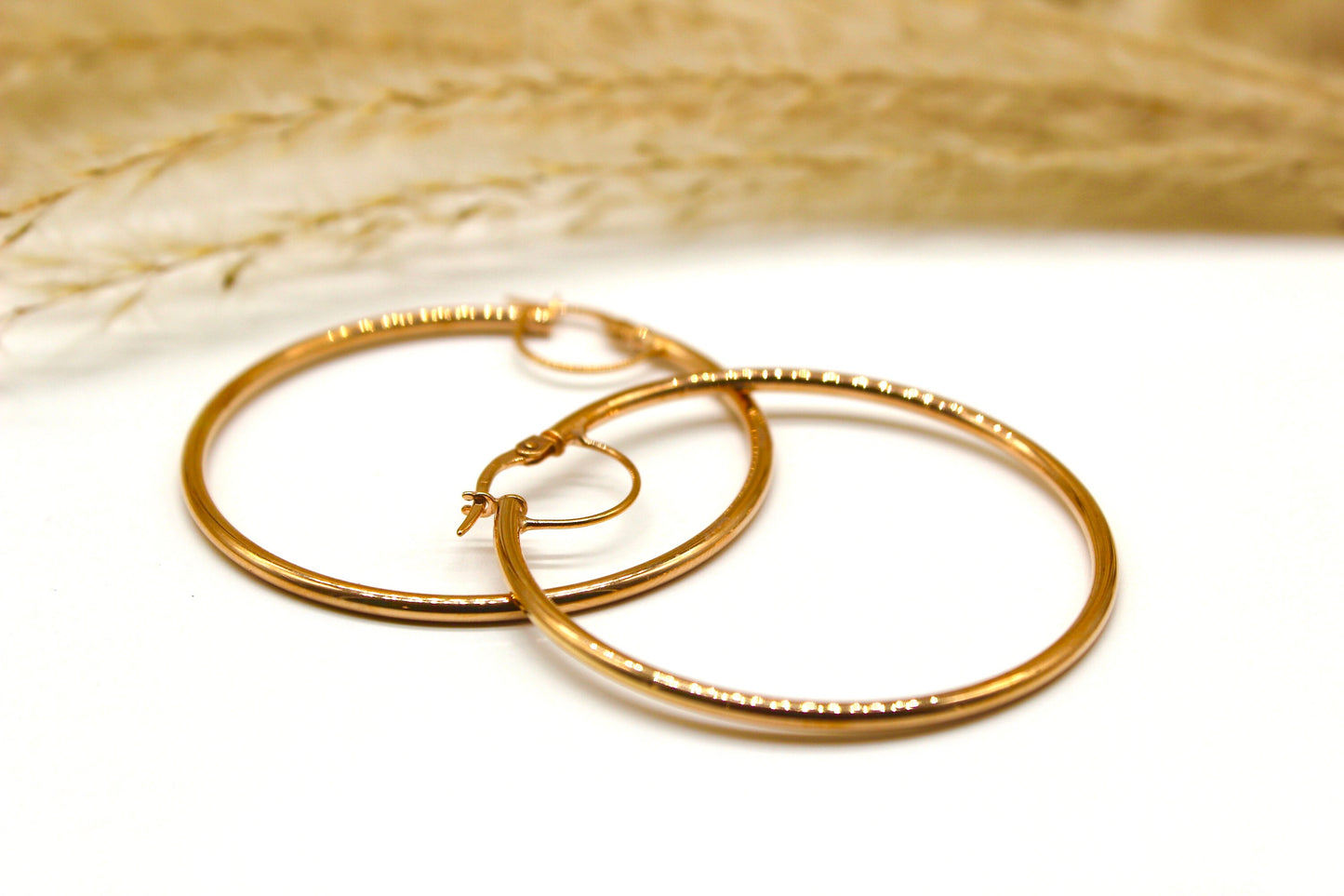 Schlichte Abgerundete Creolen in 14K Rotgold