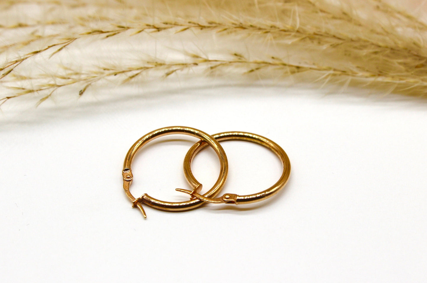 Schlichte & Abgerundete Creolen in 14K Gelbgold oder Rotgold