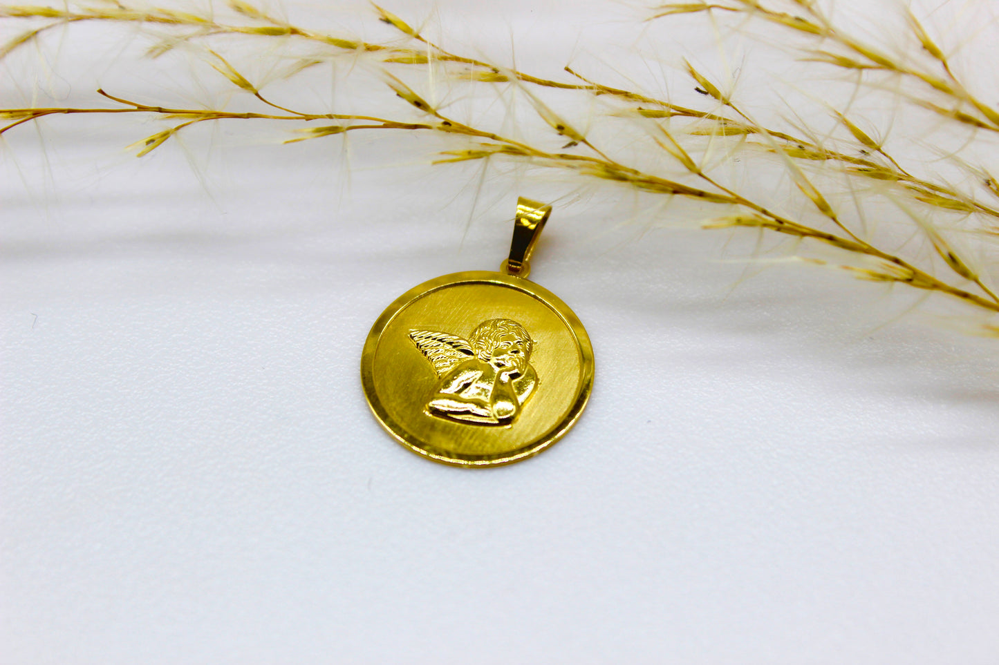 Rundplatten Anhänger mit Erzengel Rafael Abbildung aus 14K Gelbgold