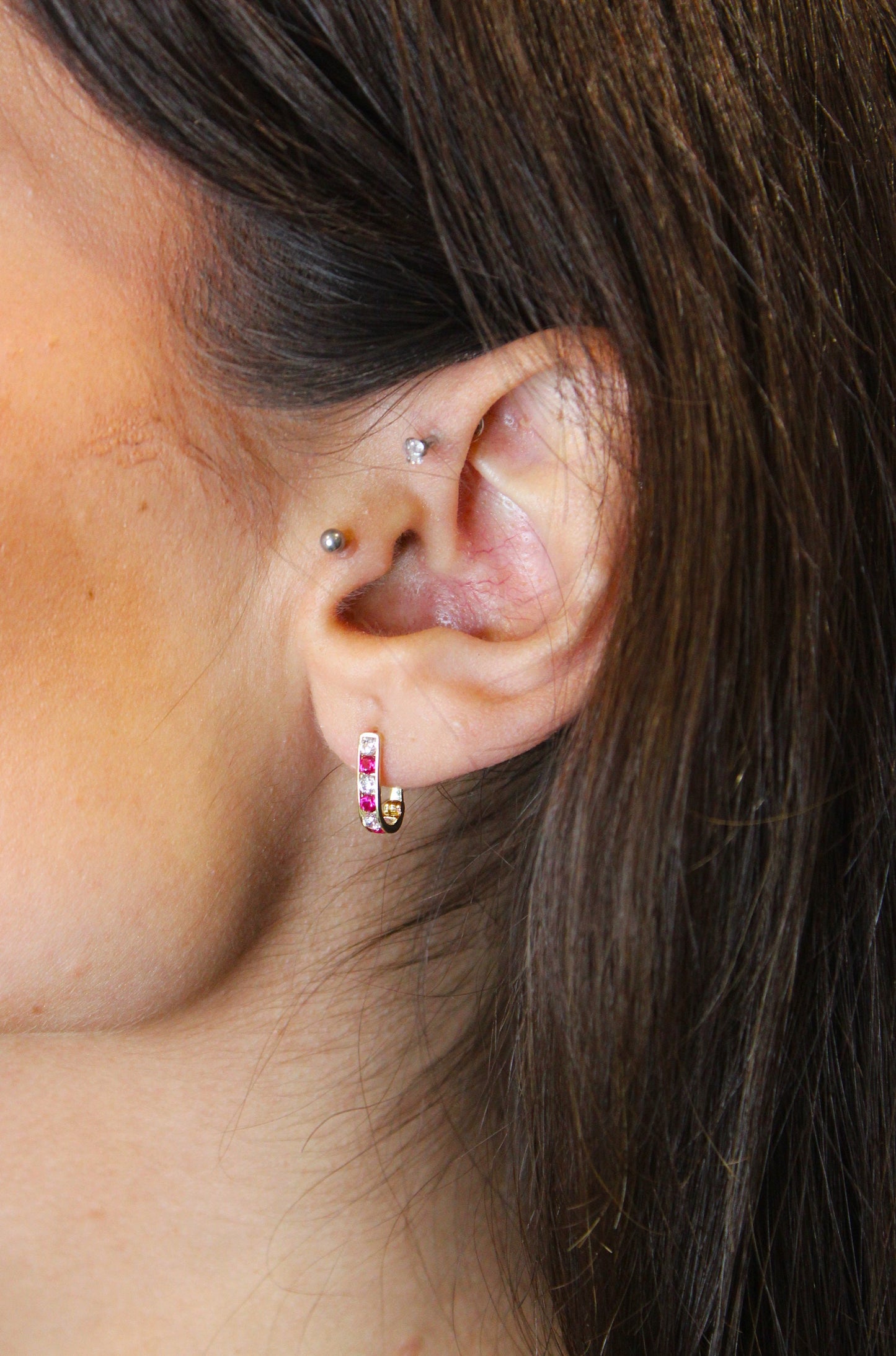 Hoop earrings in 585 yellow gold with zirconia stone / horseshoe shape / different stone colors